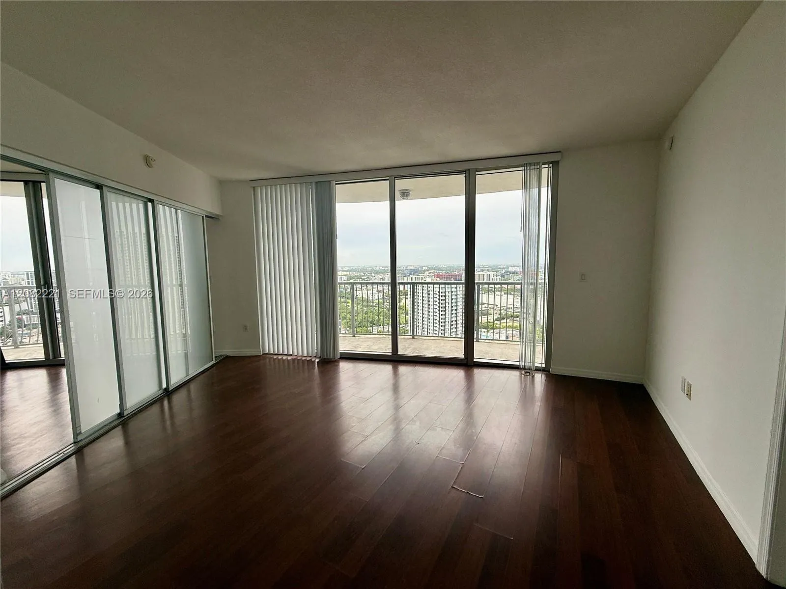 1750 N Bayshore Drive #3015