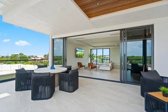 16 S Exuma Road