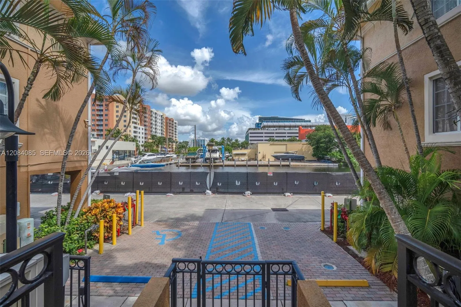 2931 NE 185th Street #1101