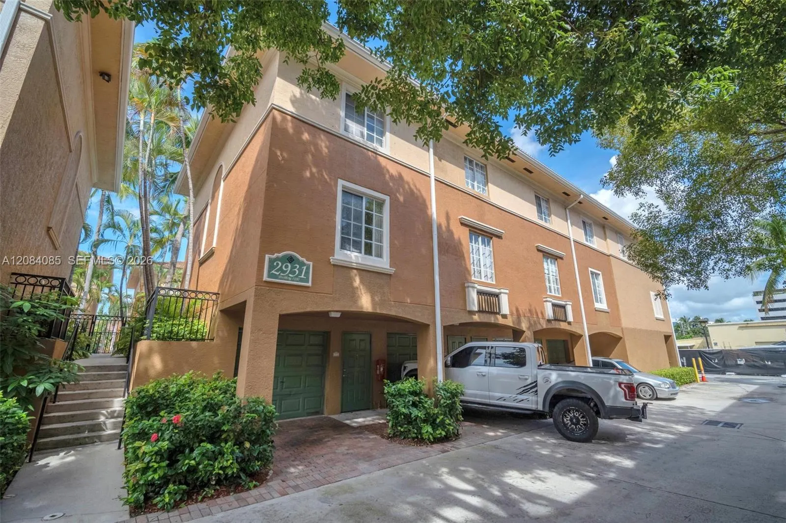 2931 NE 185th Street #1101