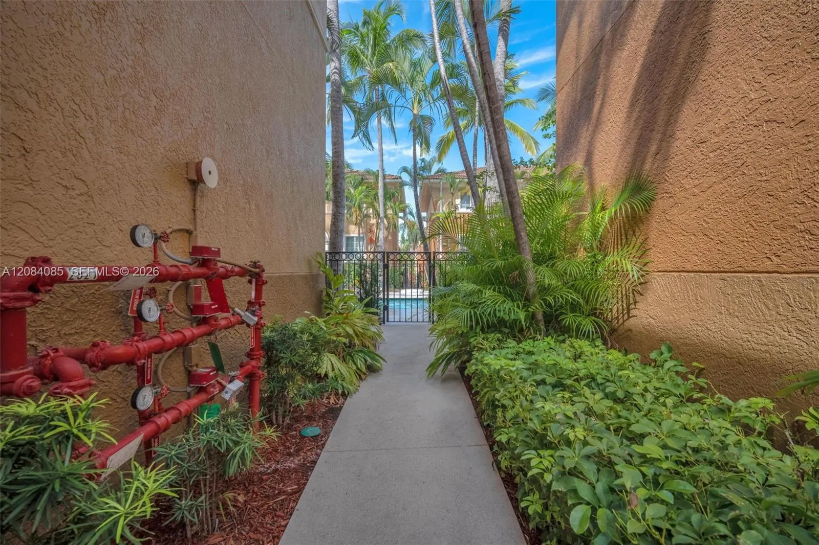 2931 NE 185th Street #1101