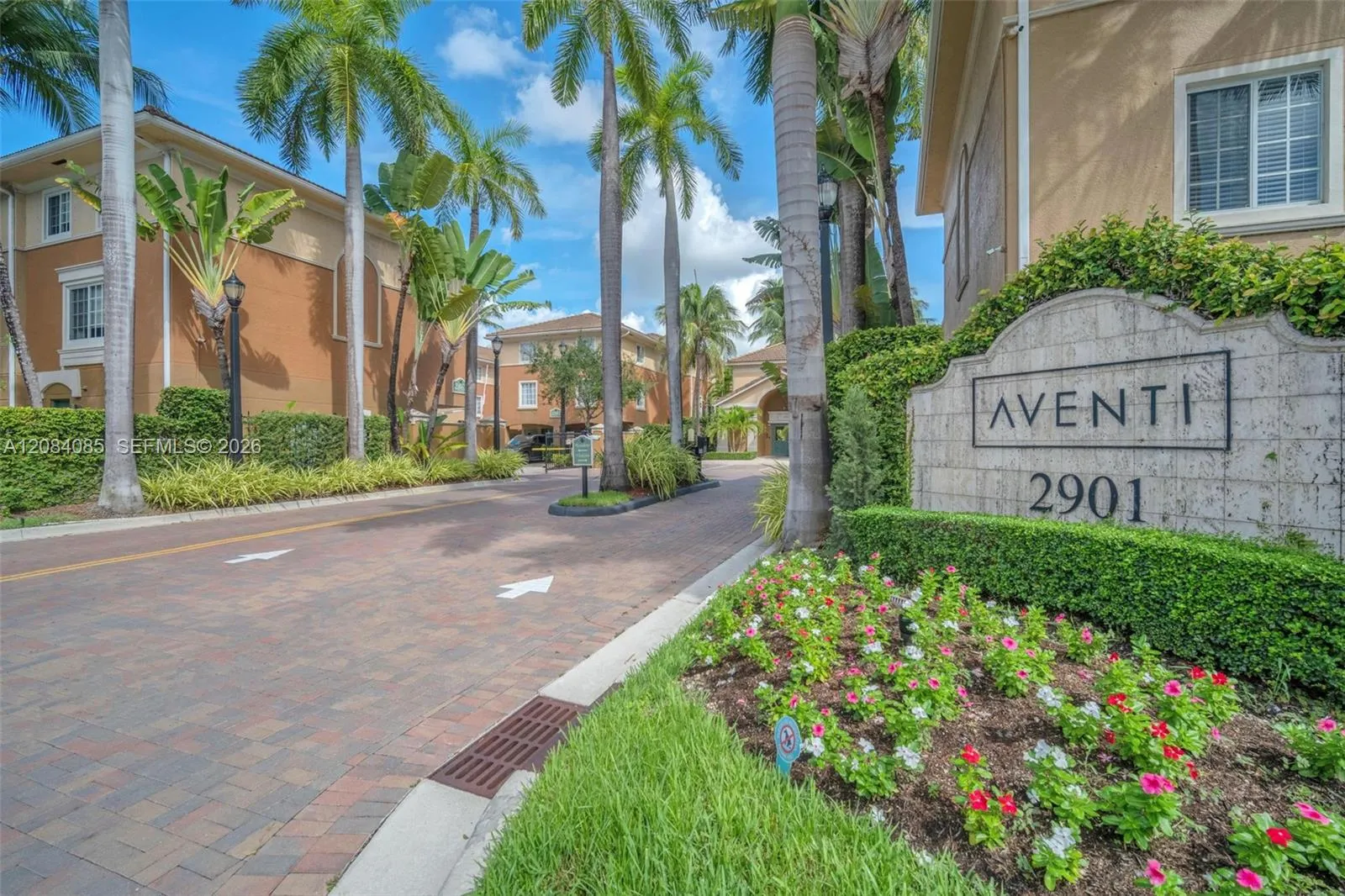 2931 NE 185th Street #1101