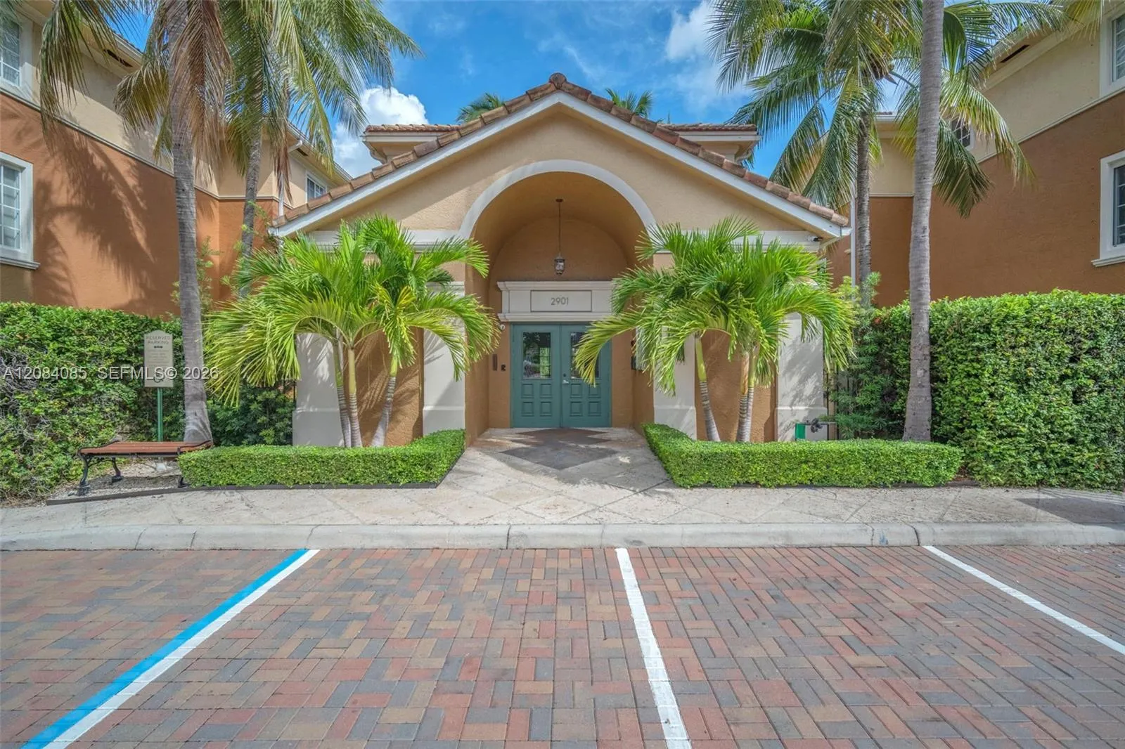 2931 NE 185th Street #1101