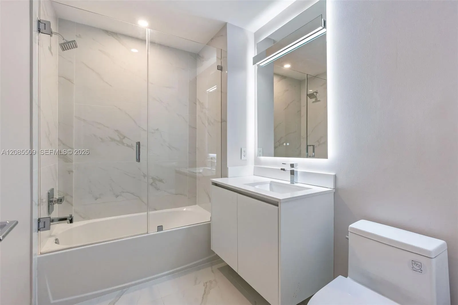 700 NE 24th Street #2206