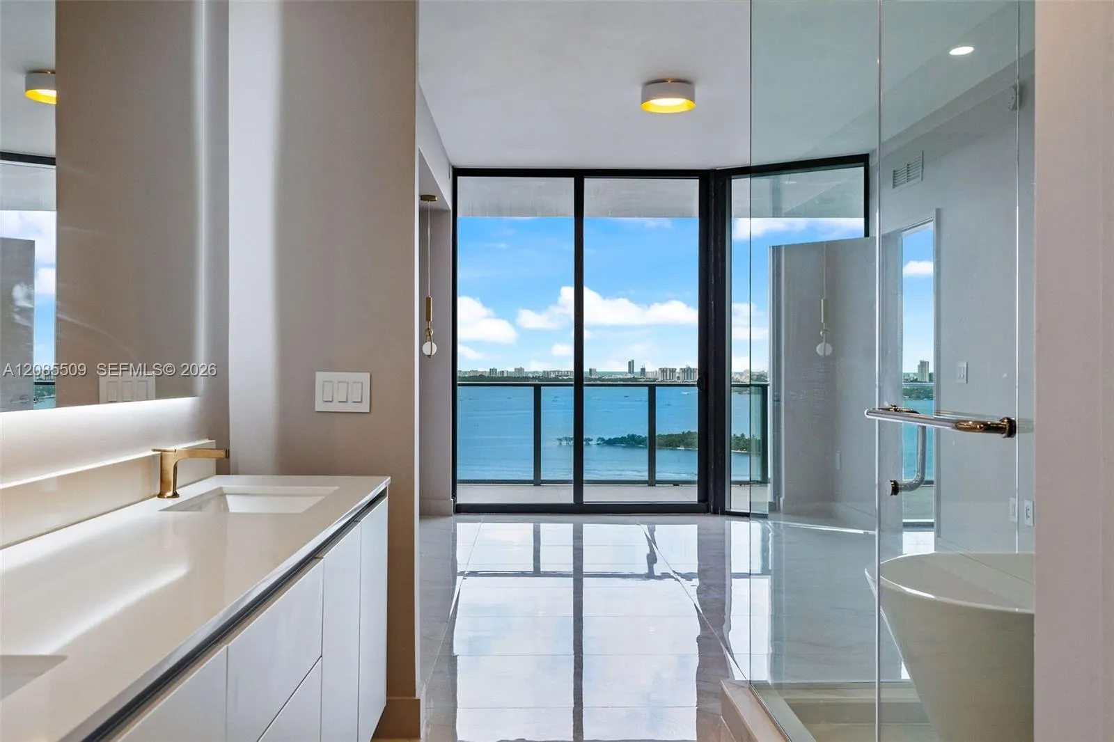 700 NE 24th Street #2206