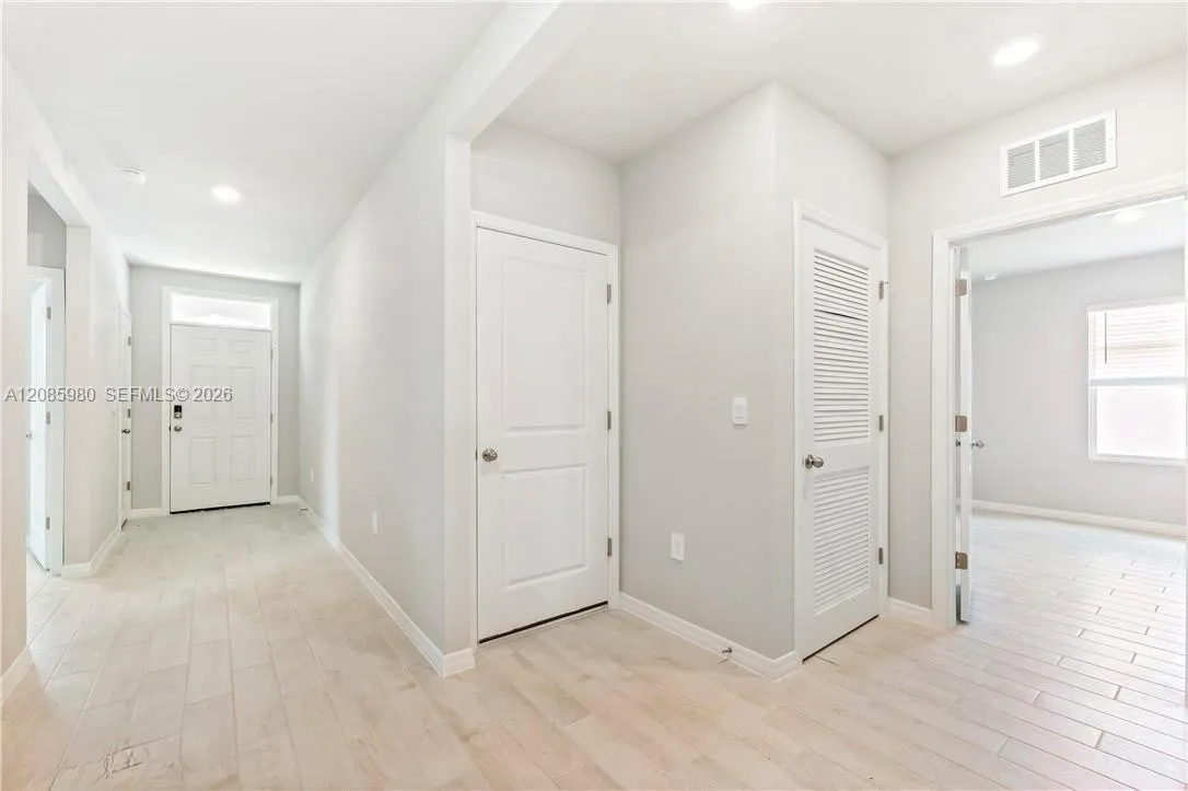 9016 Lawn Court