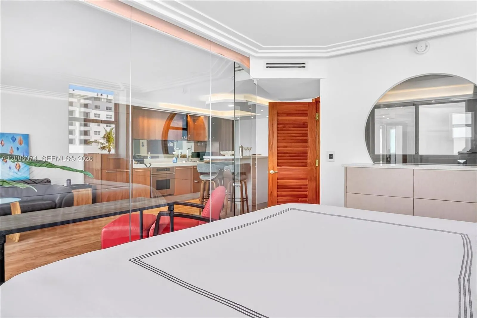 401 Ocean Drive #518