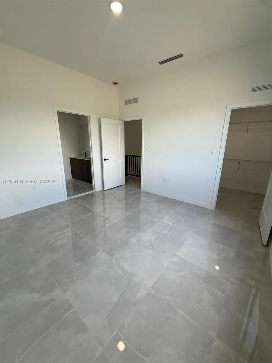 1416 NW 6th Terrace