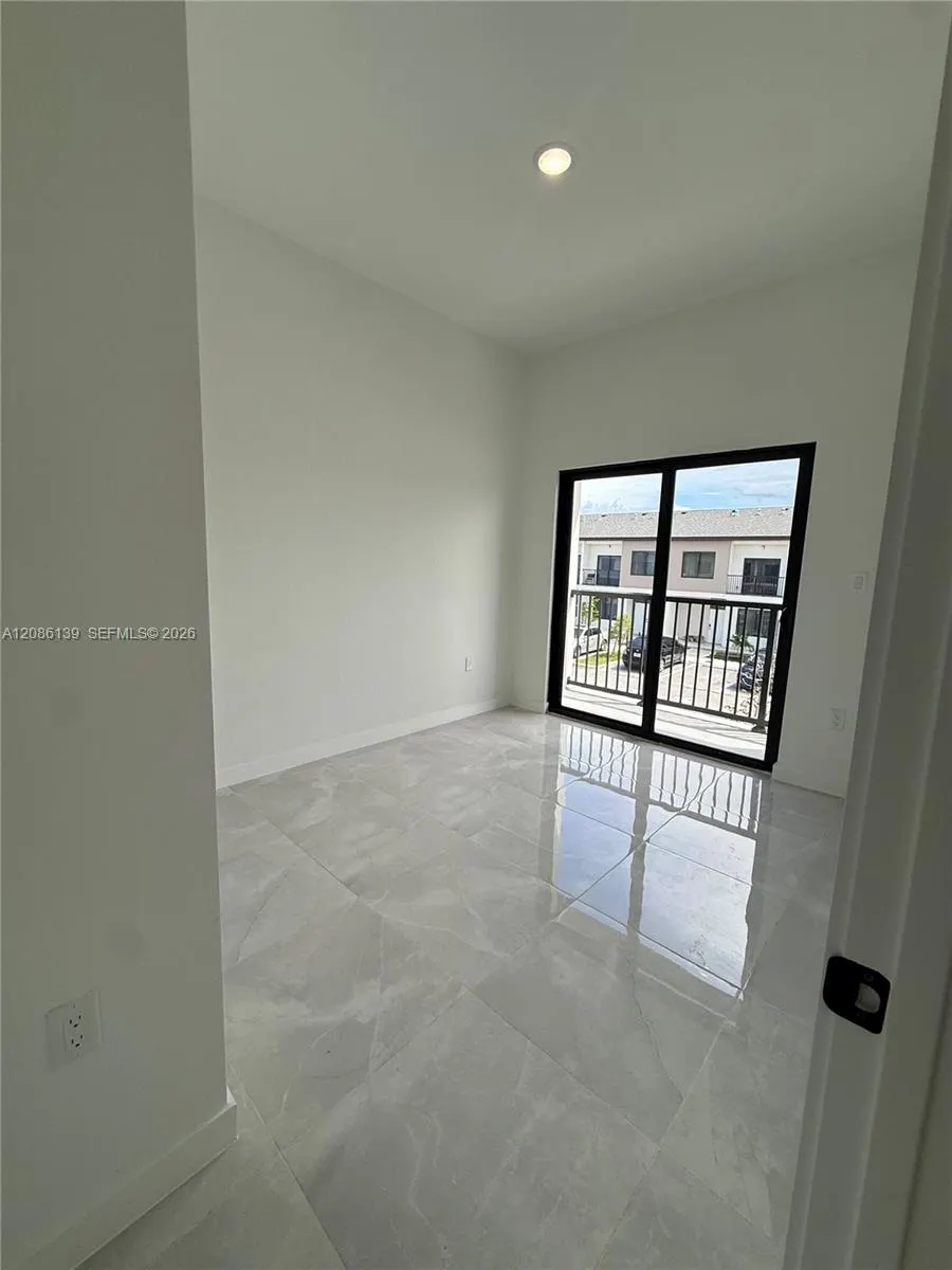 1416 NW 6th Terrace