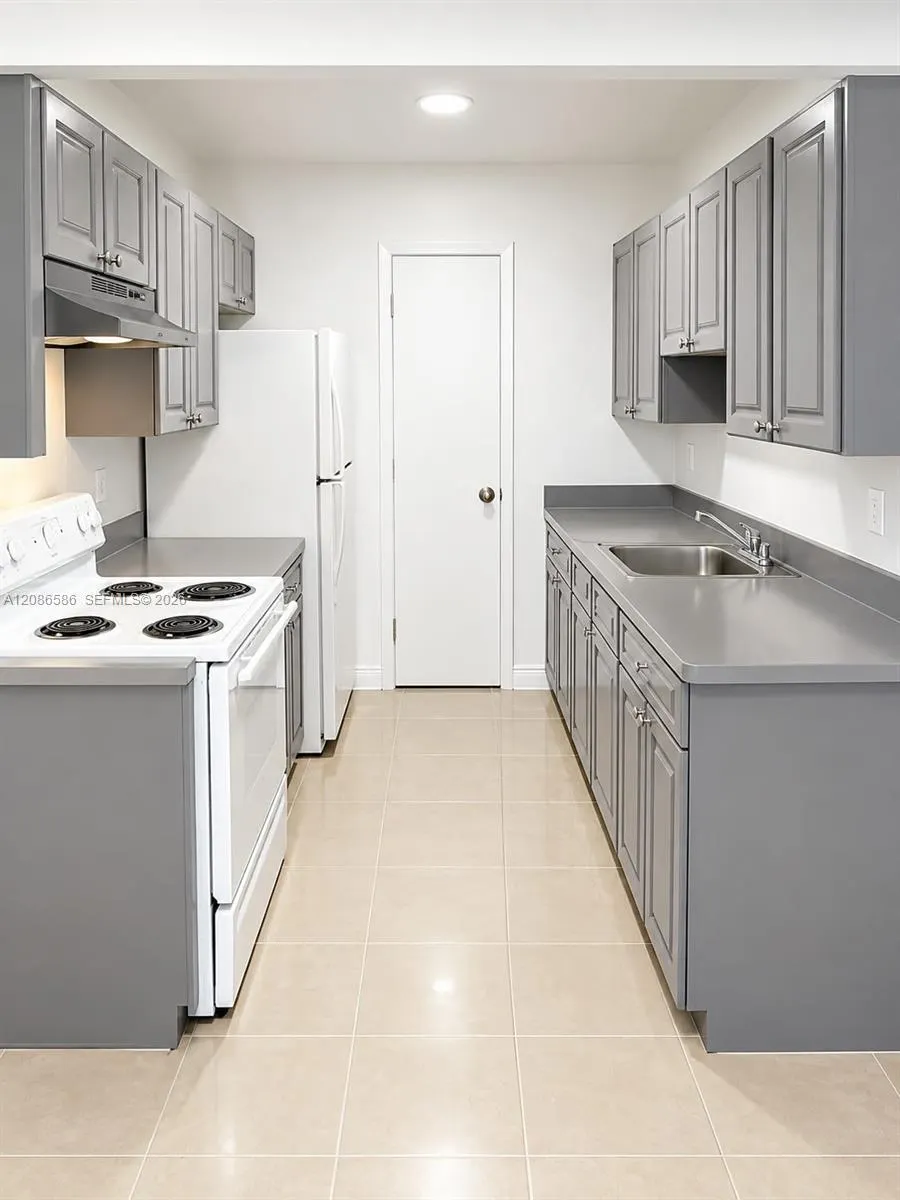 1337 S Dixie Highway #517
