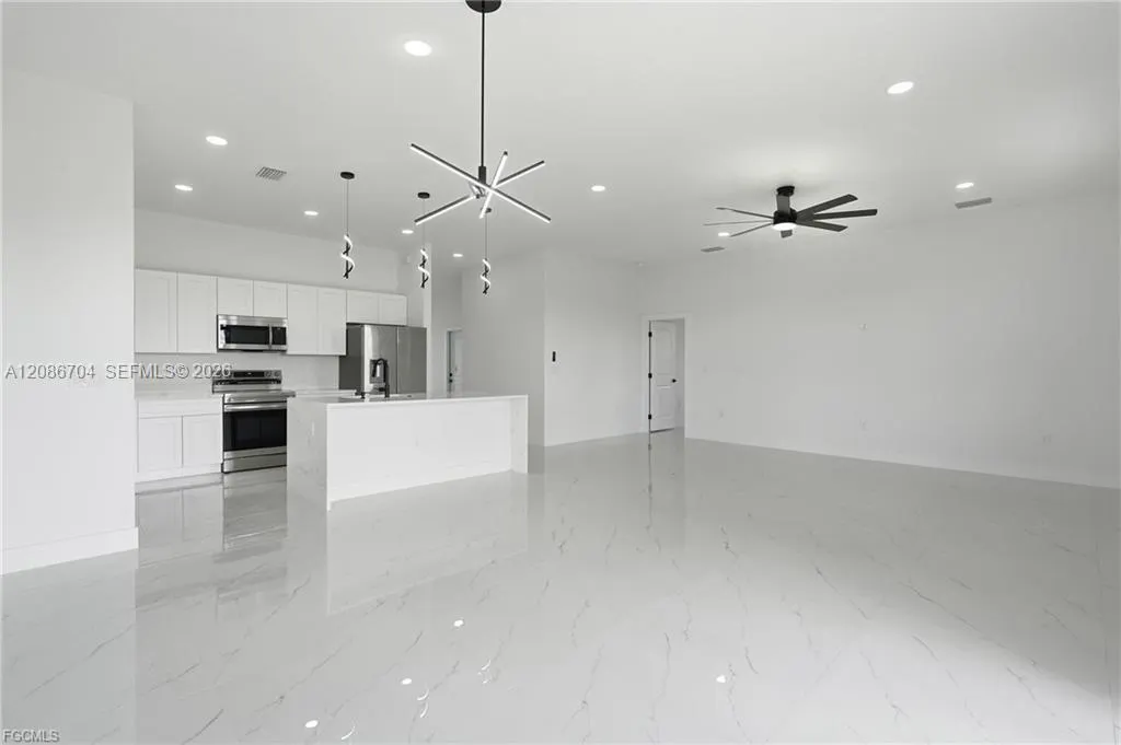 9014 Lawn Court