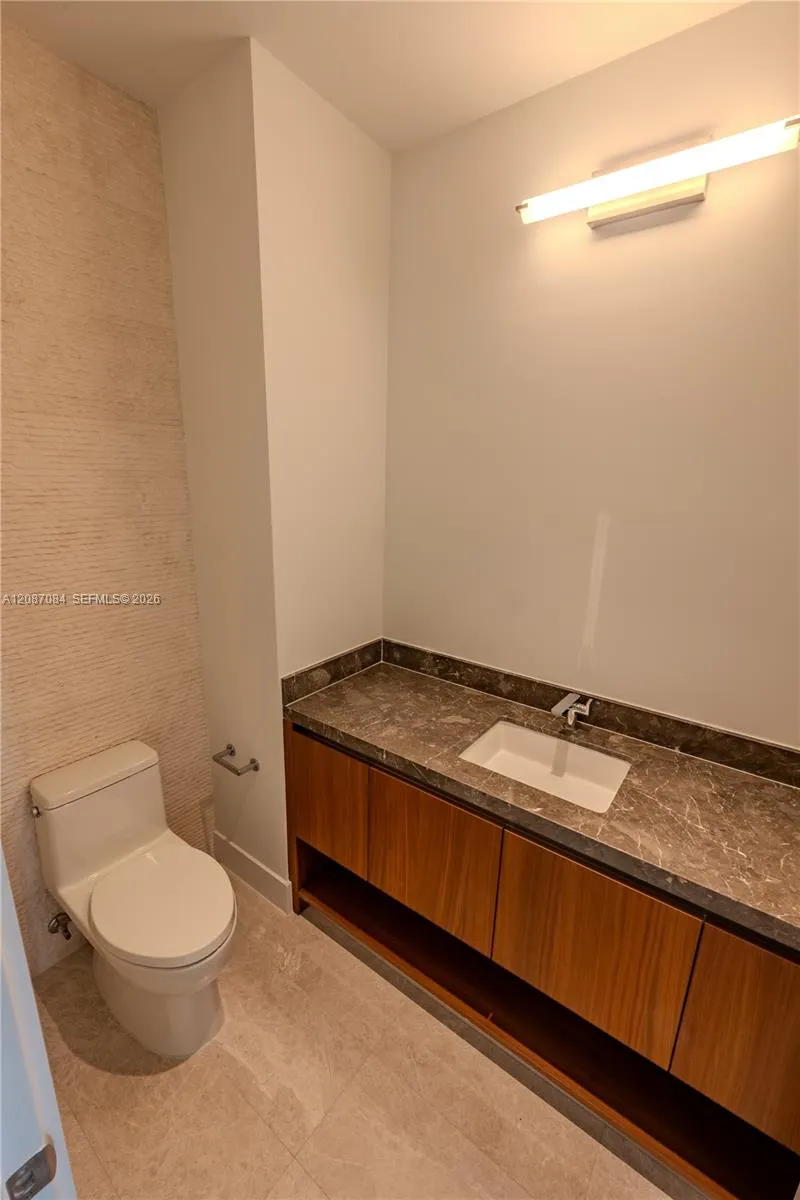 175 SE 25th Road #1002