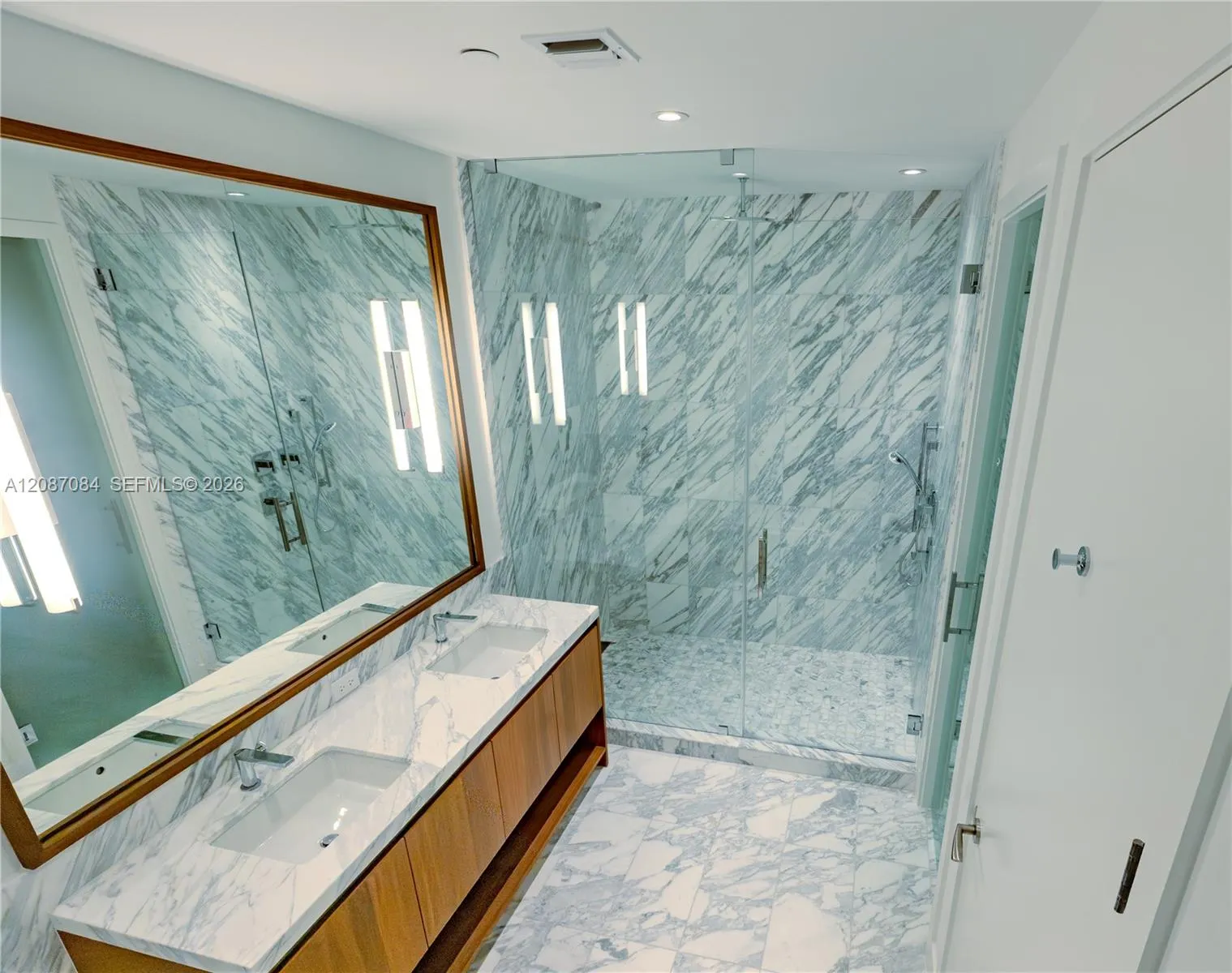 175 SE 25th Road #1002