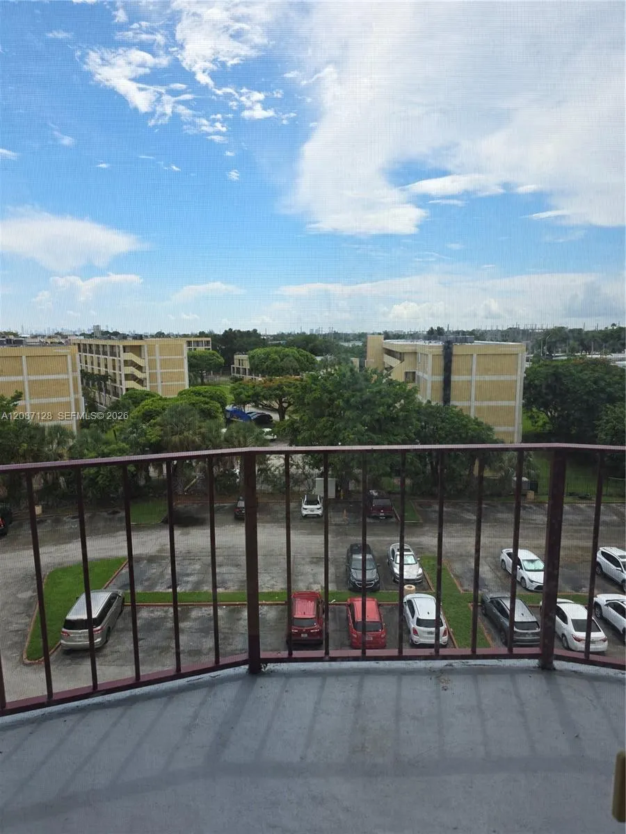 9310 Fontainebleau Boulevard #606