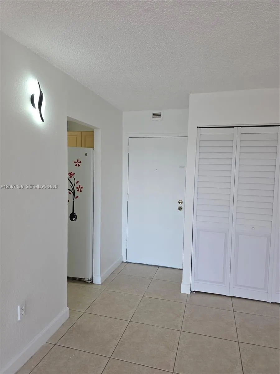9310 Fontainebleau Boulevard #606