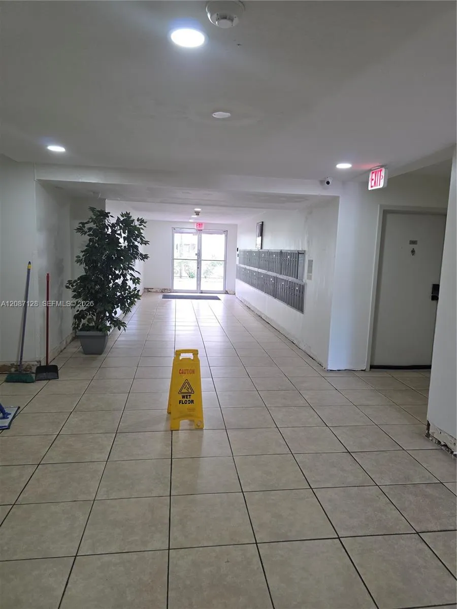9310 Fontainebleau Boulevard #606