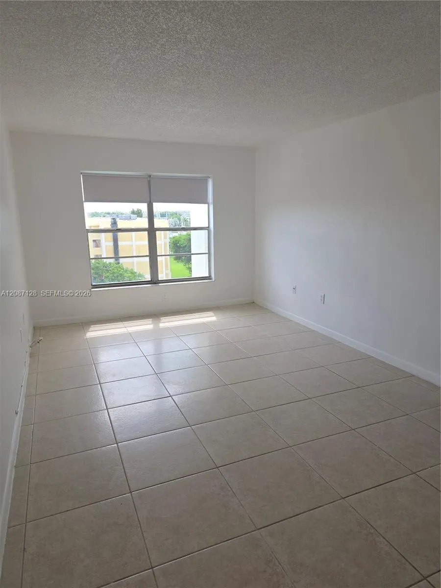 9310 Fontainebleau Boulevard #606