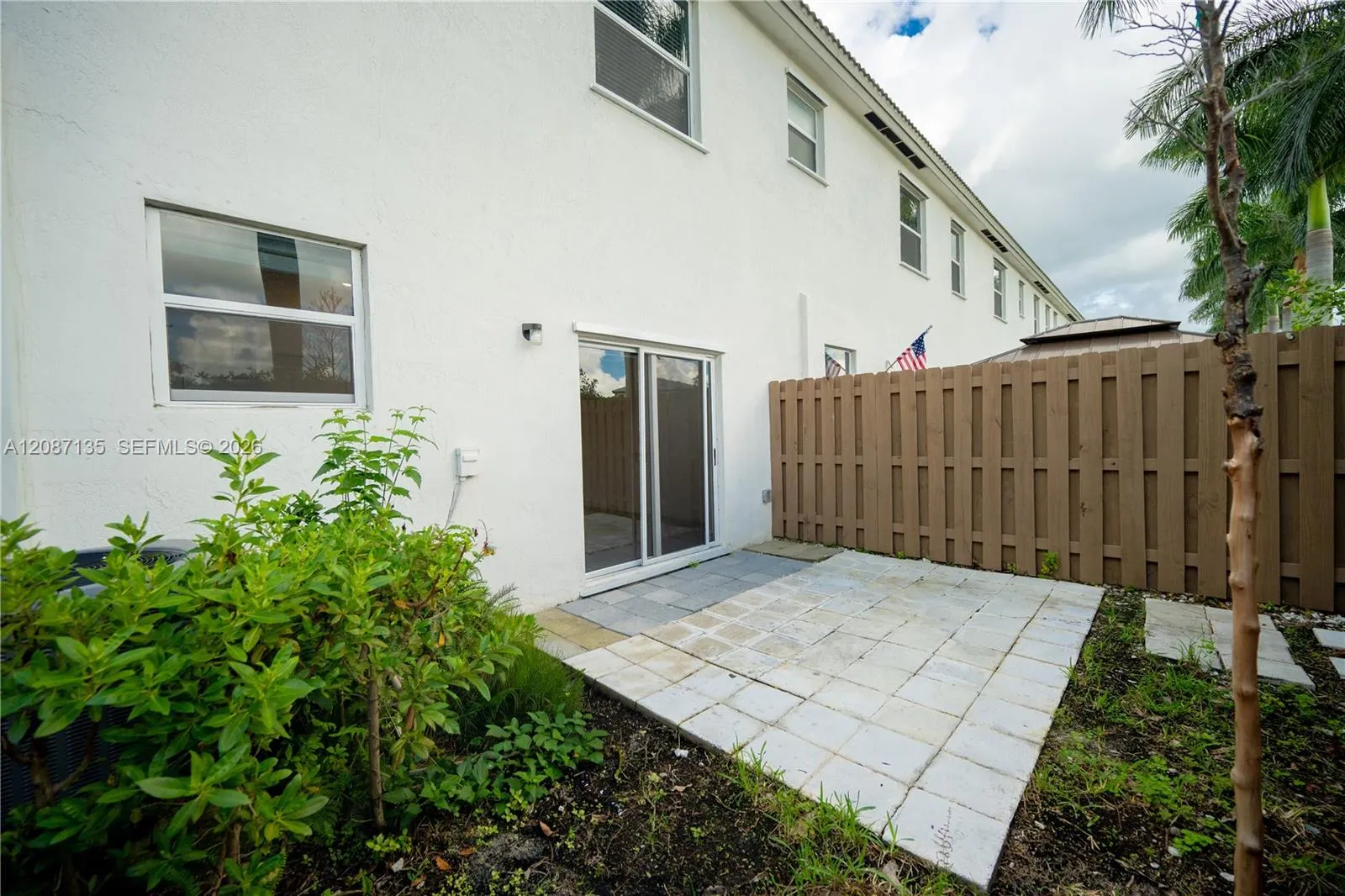 2667 SE 10th Street #0