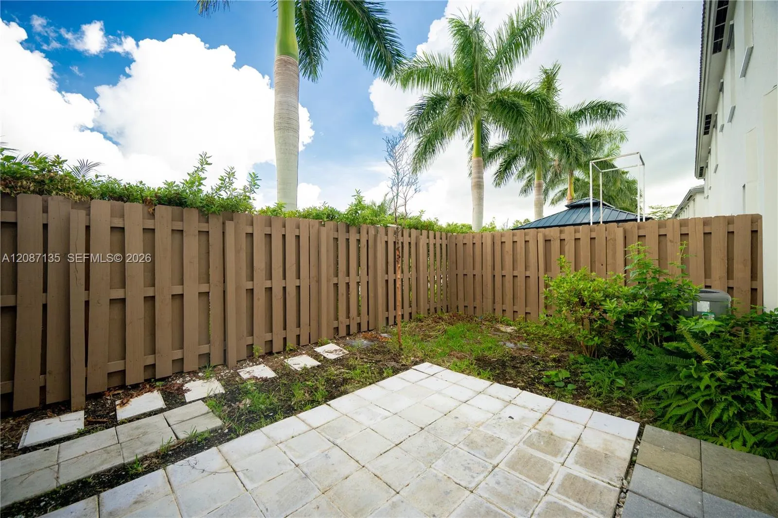 2667 SE 10th Street #0