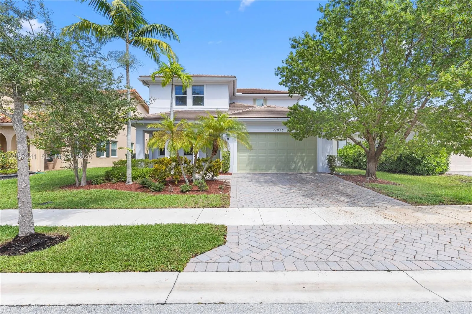 11925 NW 82nd Street