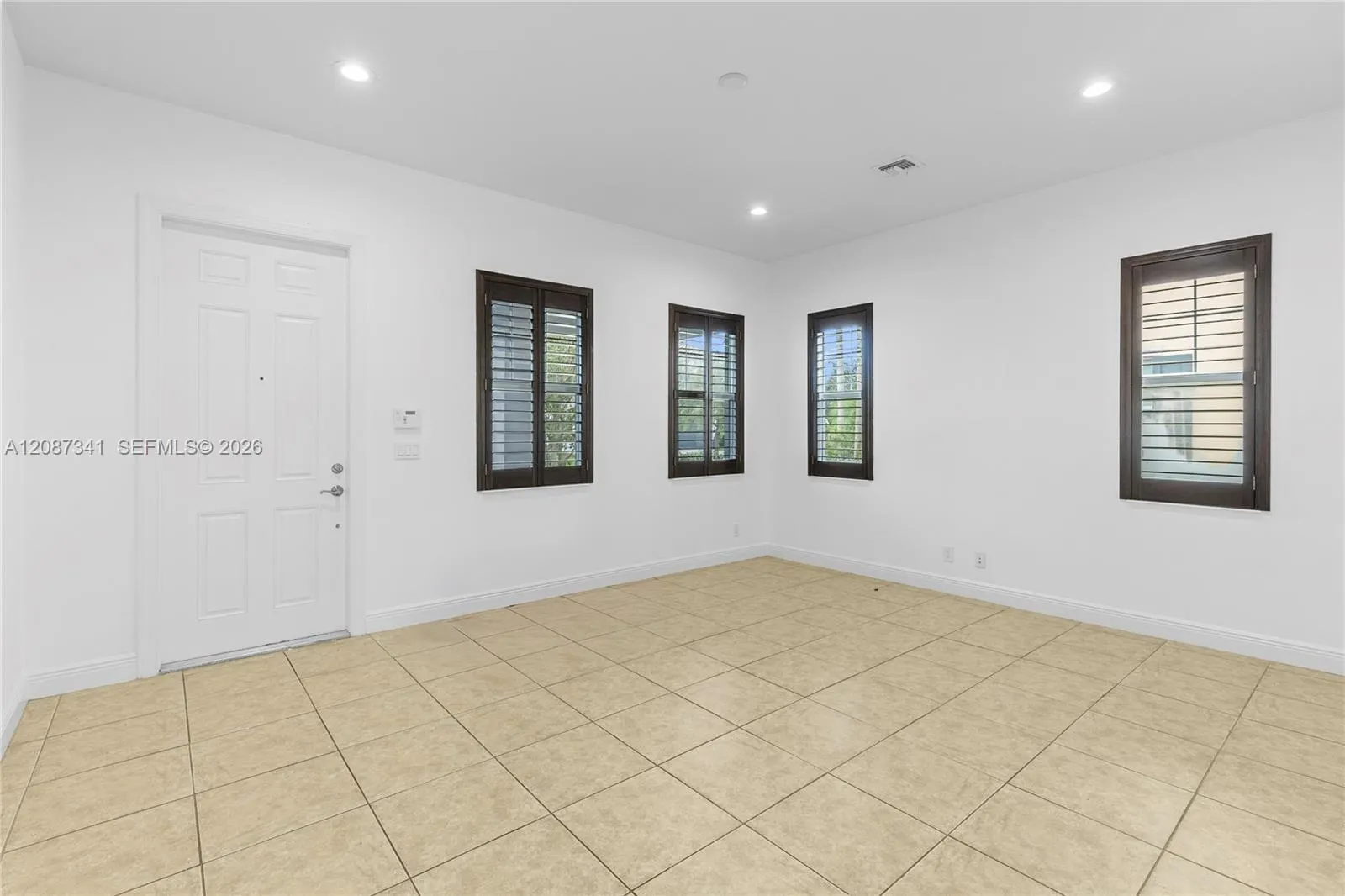 11925 NW 82nd Street