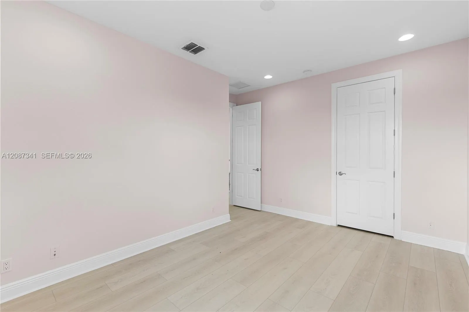 11925 NW 82nd Street