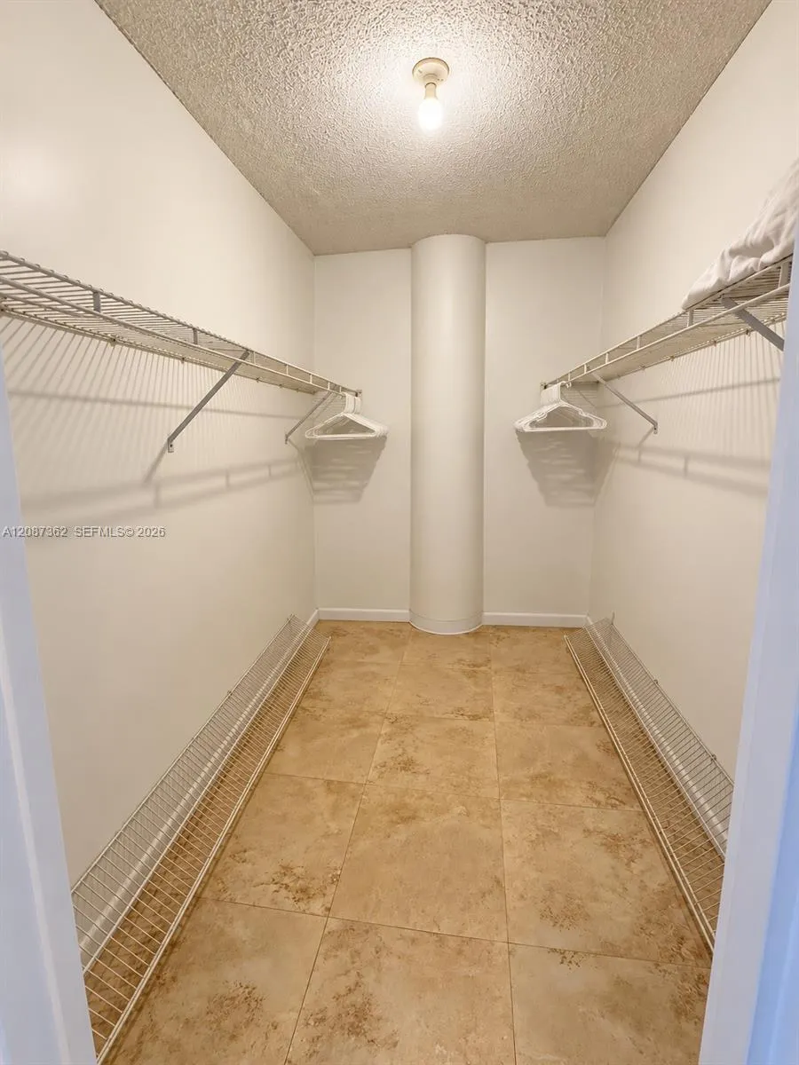 3725 S Ocean Drive #1606