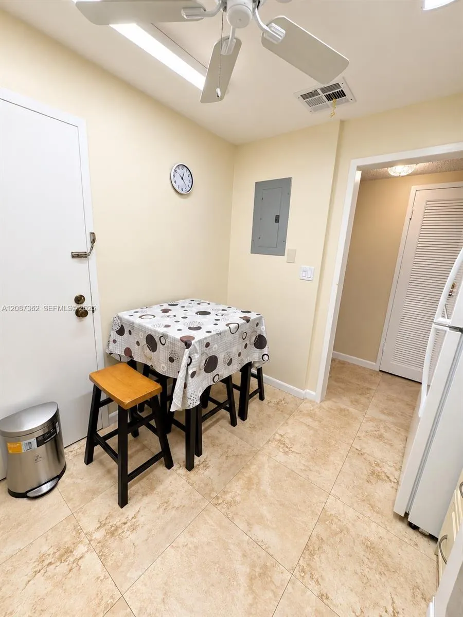 3725 S Ocean Drive #1606