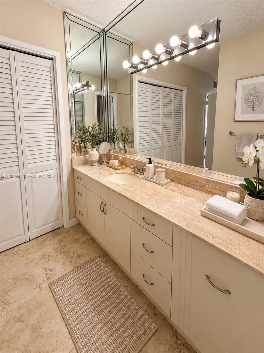 3725 S Ocean Drive #1606