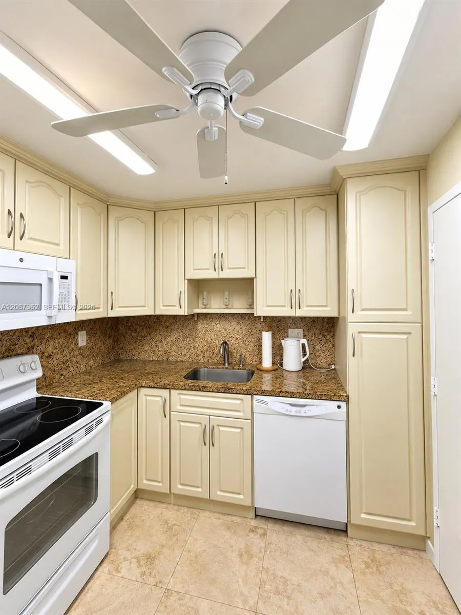 3725 S Ocean Drive #1606