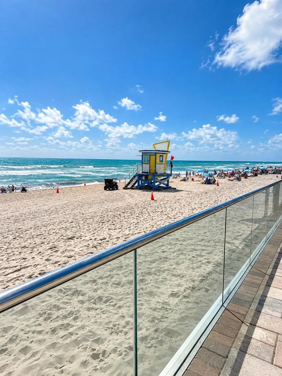 3725 S Ocean Drive #1606
