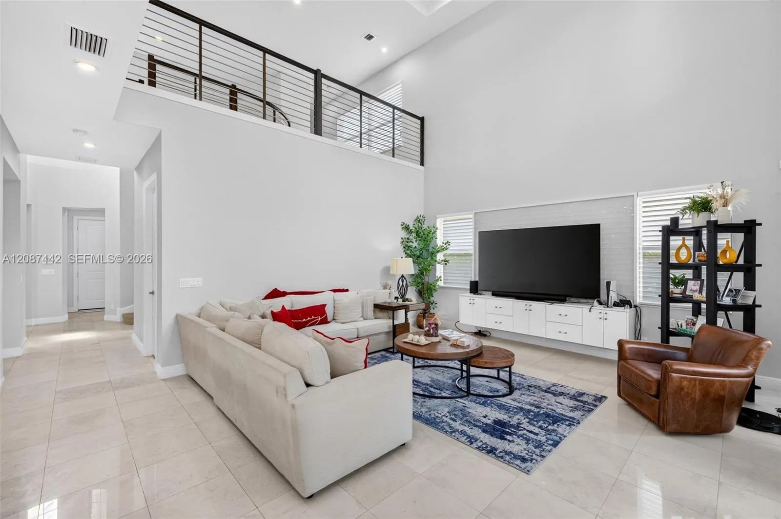 10283 Sweet Bay Manor