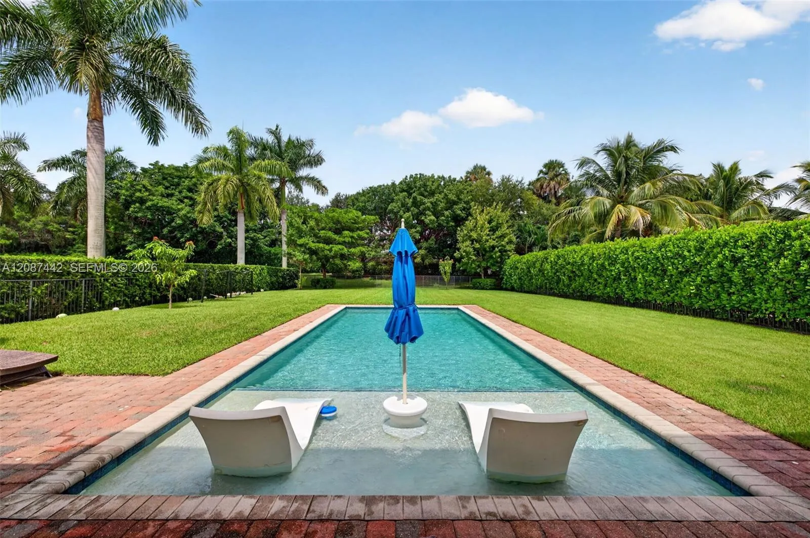 10283 Sweet Bay Manor