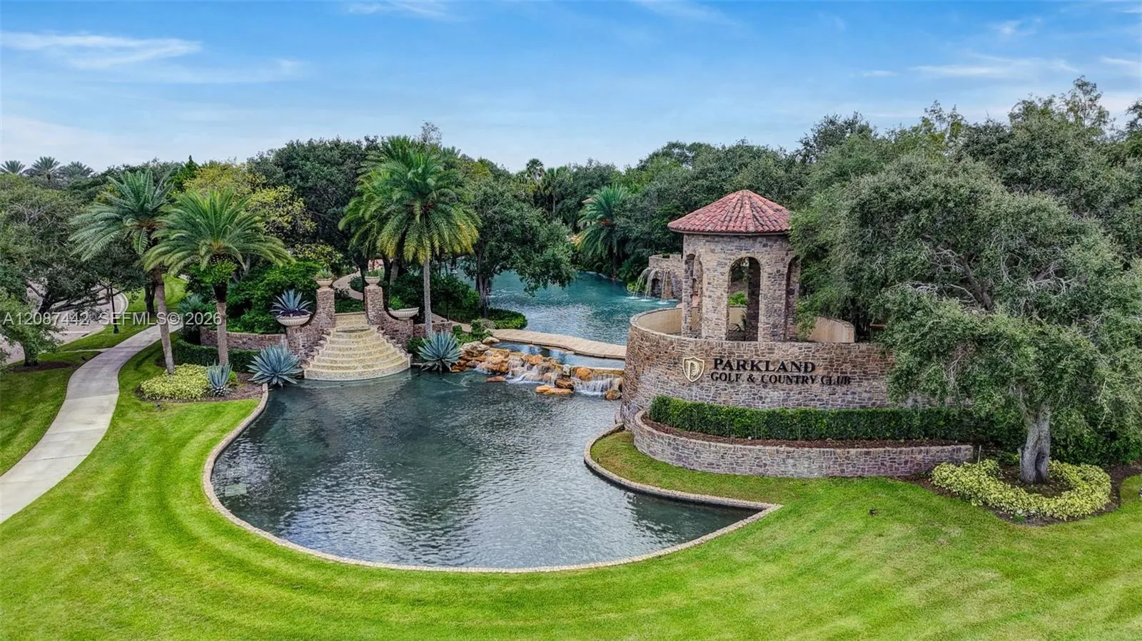 10283 Sweet Bay Manor