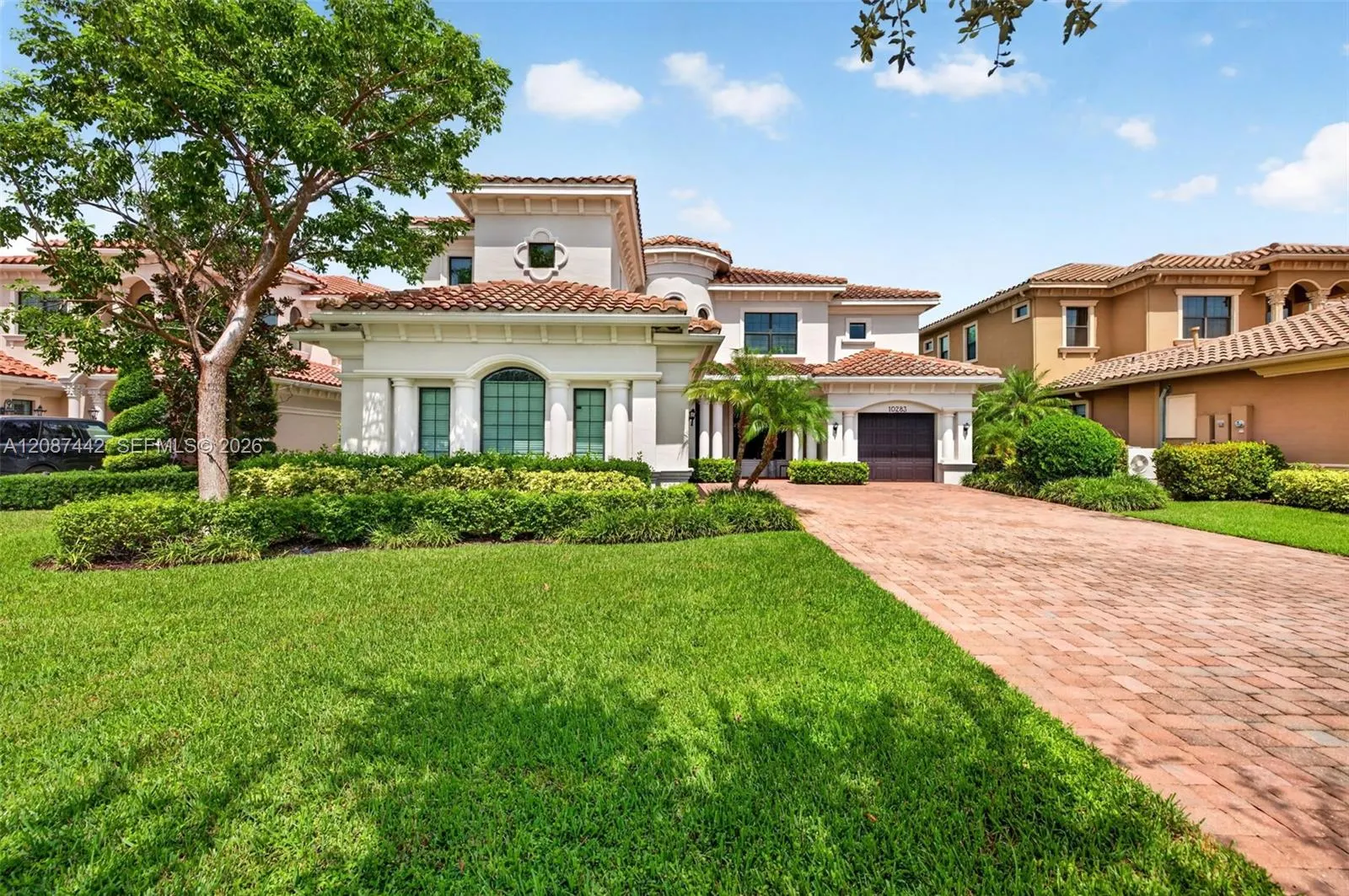 10283 Sweet Bay Manor