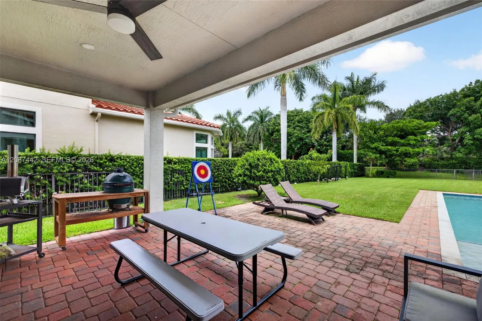10283 Sweet Bay Manor