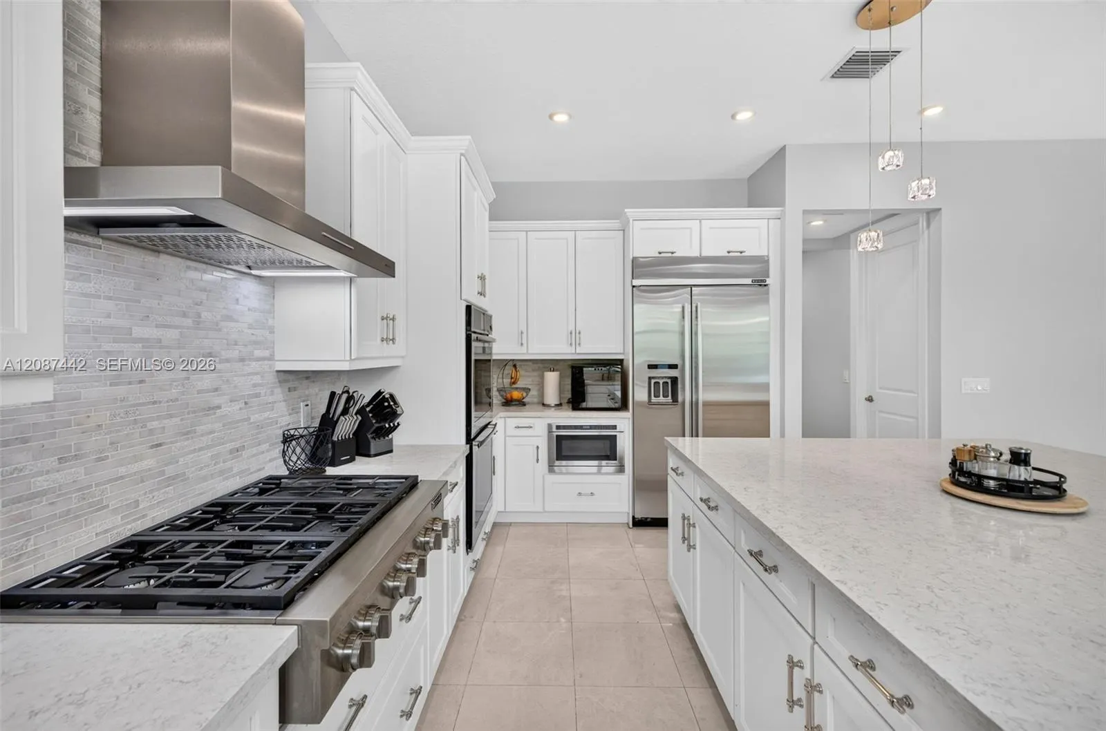 10283 Sweet Bay Manor