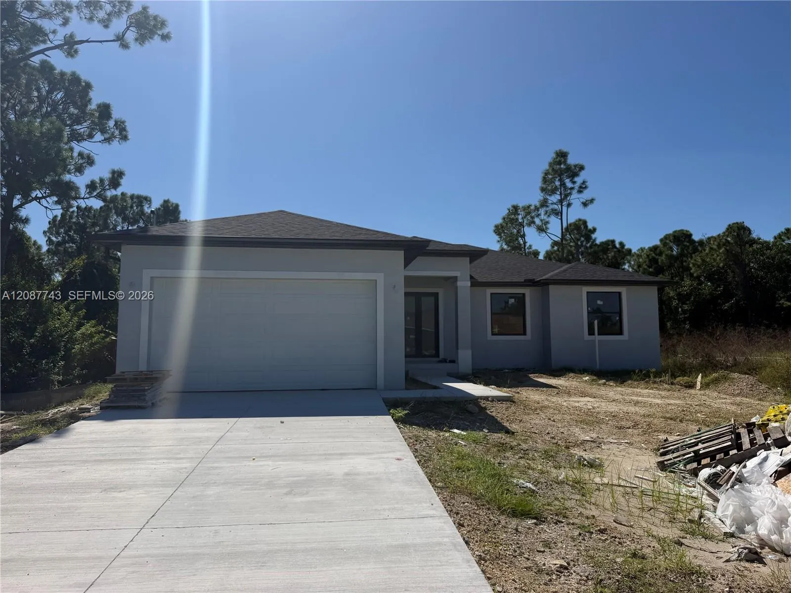 15825 Lakeland Circle