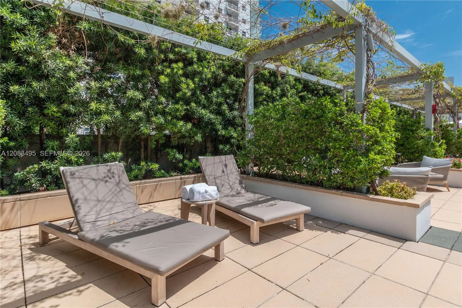 1425 Brickell Avenue #45D