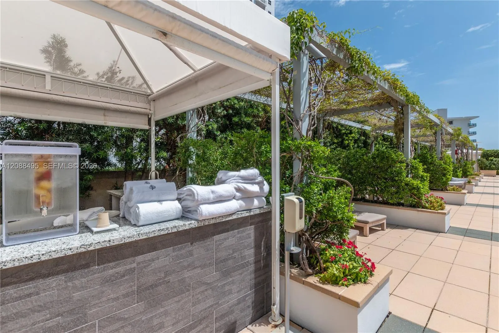 1425 Brickell Avenue #45D