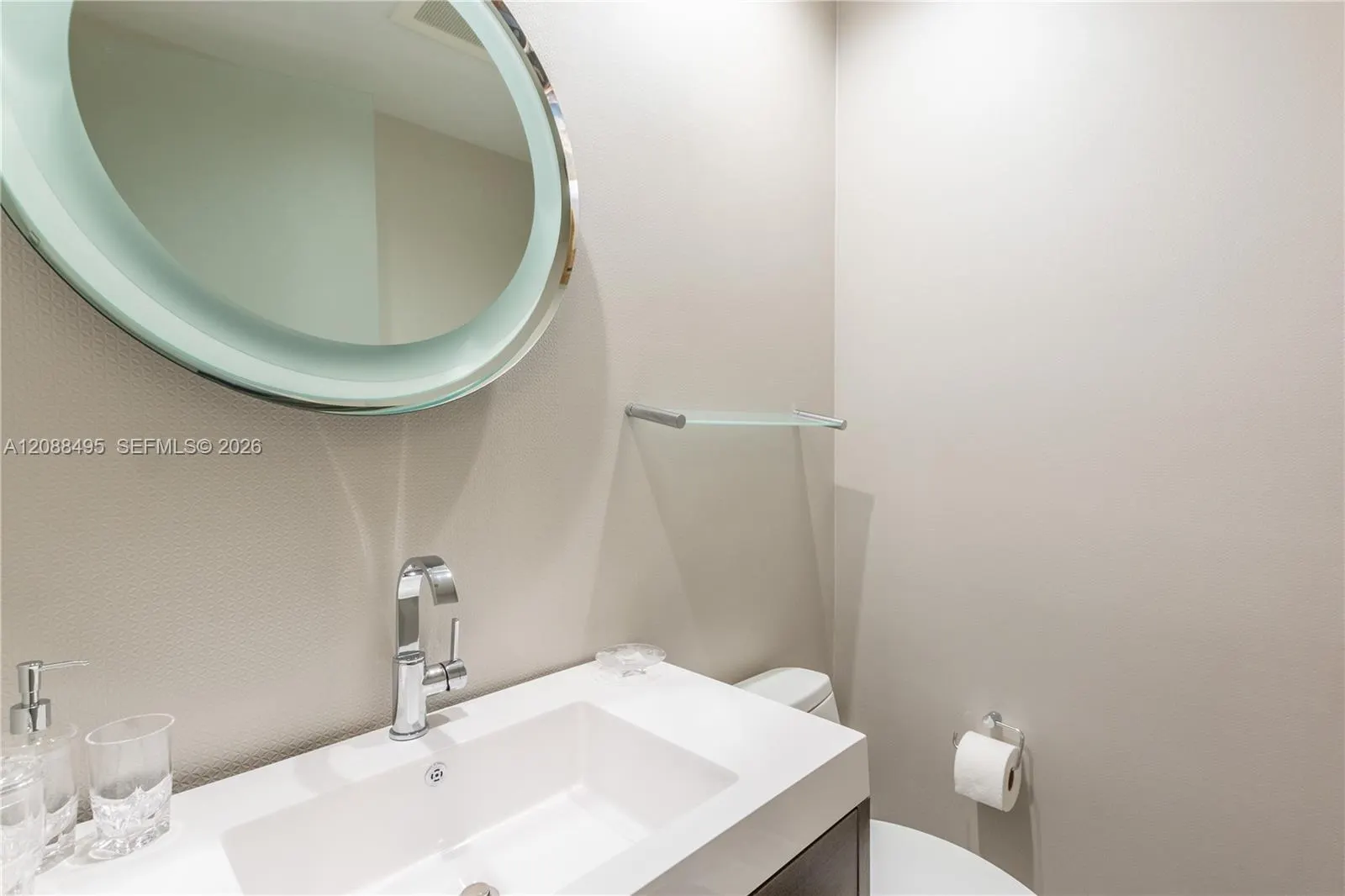 1425 Brickell Avenue #45D