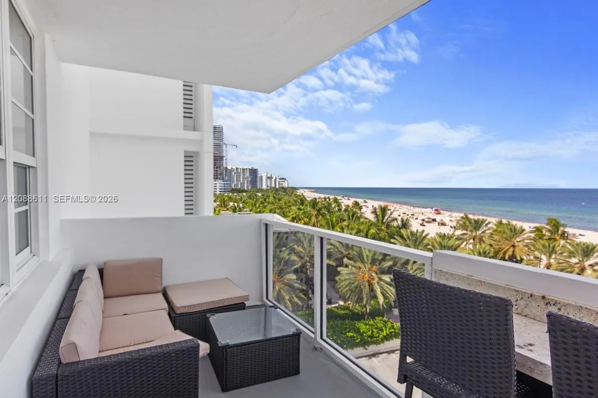 100 Lincoln Road #748