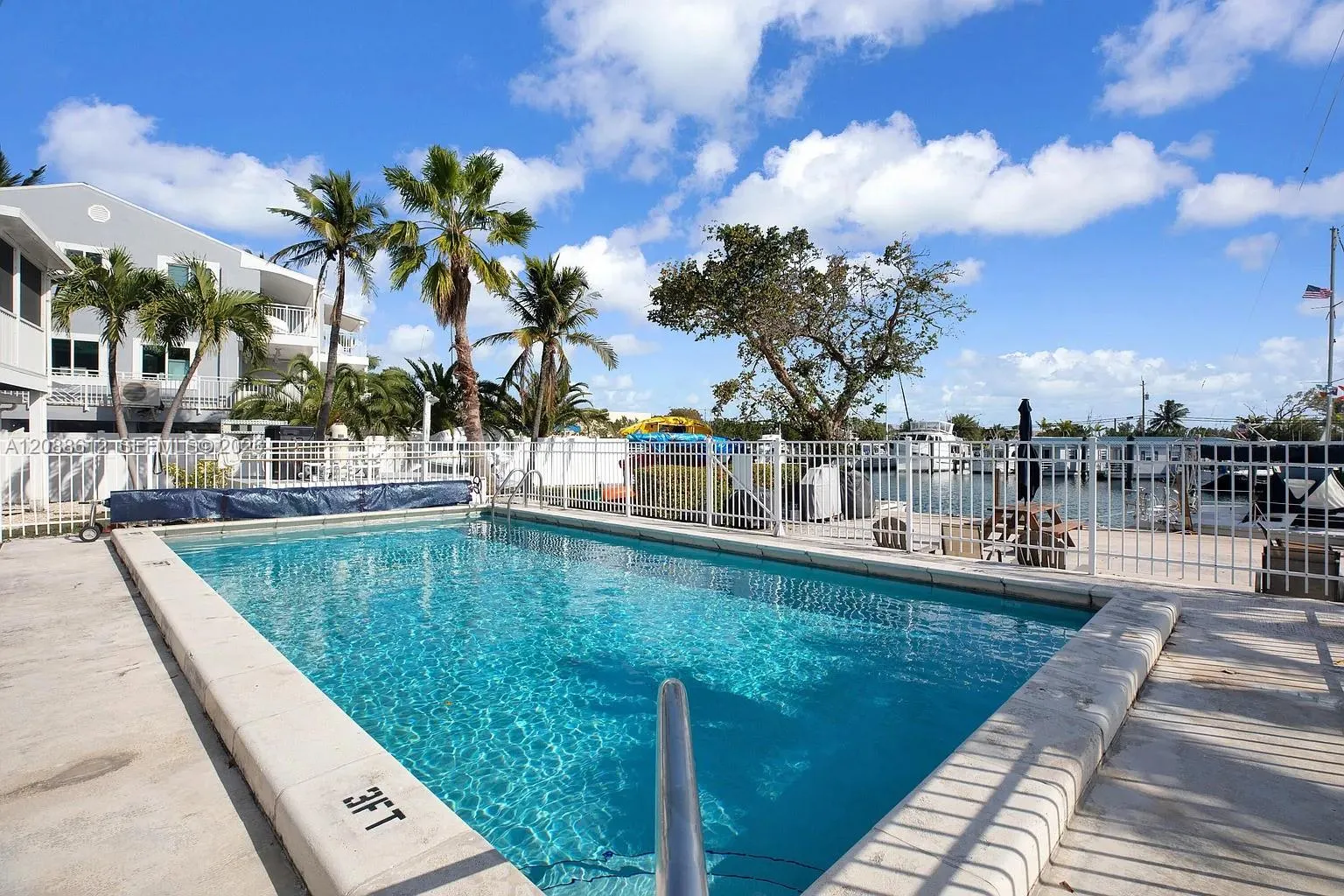 5301 Ocean Terrace #1