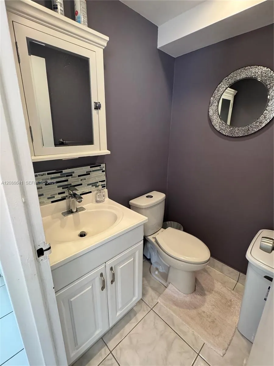 200 172nd Street #522