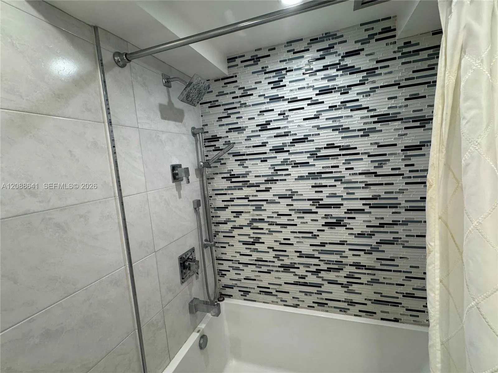 200 172nd Street #522