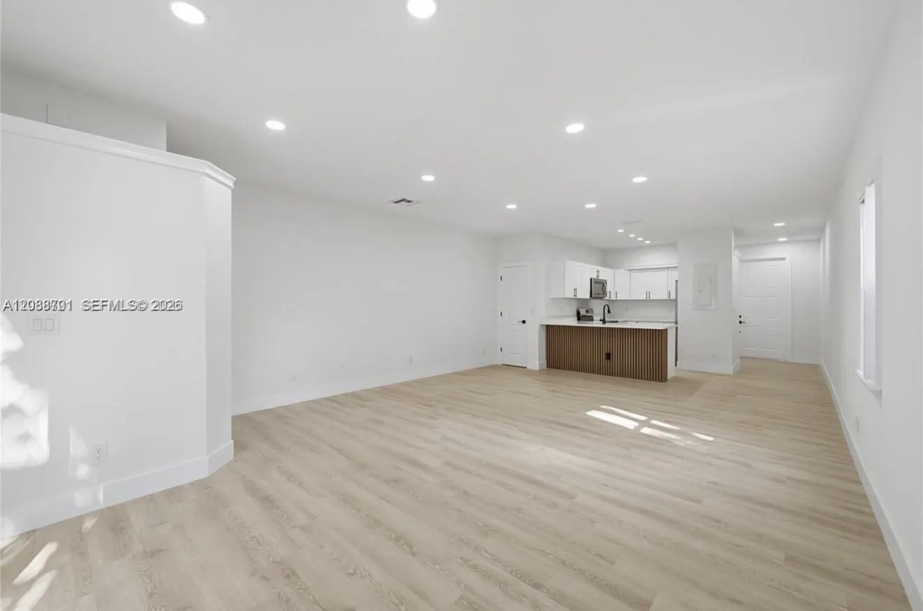 5703 NW 48th Avenue #48