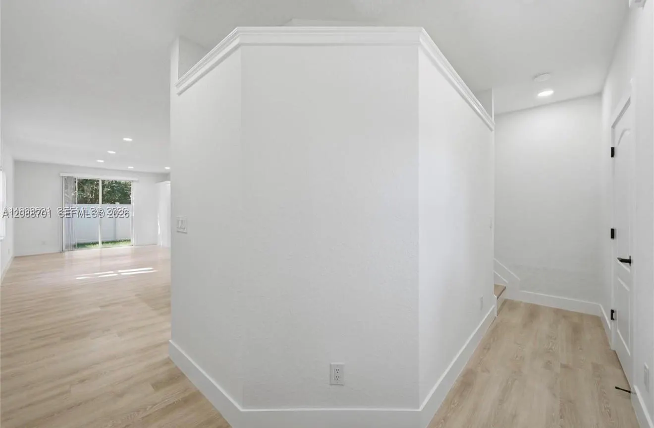5703 NW 48th Avenue #48