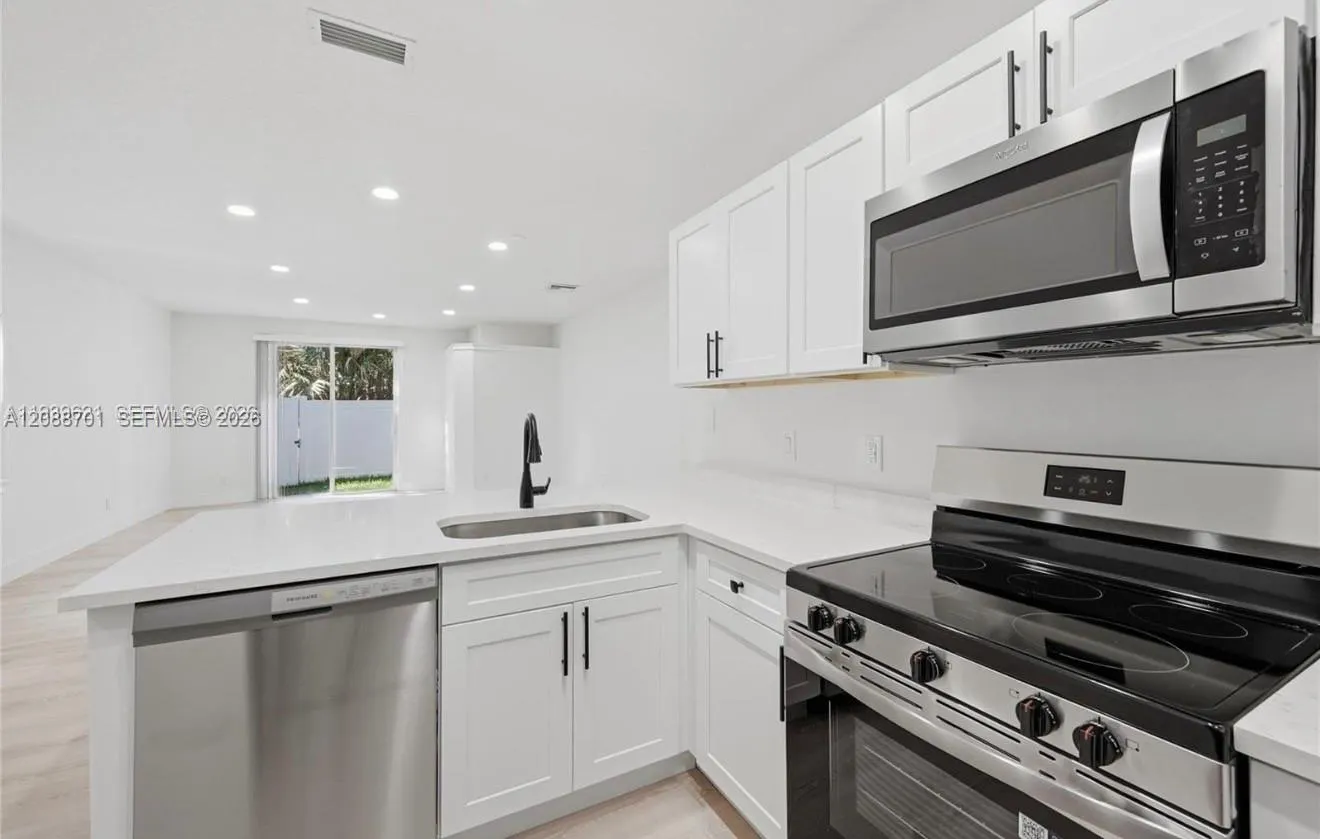 5703 NW 48th Avenue #48
