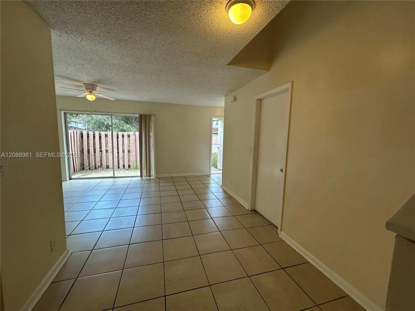 910 E Cypress Way E