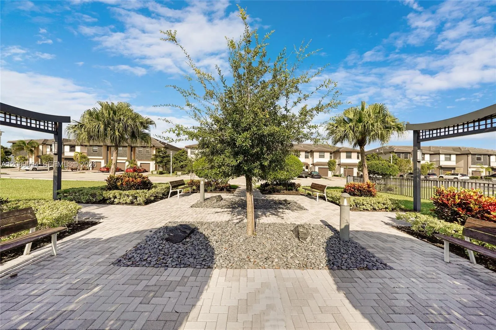15809 NW 91st Court
